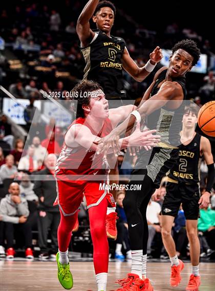 Thumbnail 1 in St. John Bosco vs. Mater Dei (Trinity-Mission League Showcase) photogallery.