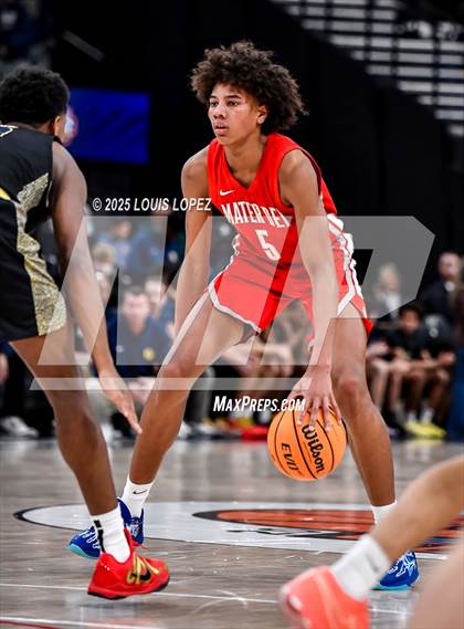 Thumbnail 3 in St. John Bosco vs. Mater Dei (Trinity-Mission League Showcase) photogallery.