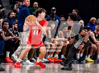 Thumbnail 2 in St. John Bosco vs. Mater Dei (Trinity-Mission League Showcase) photogallery.