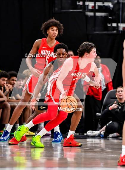 Thumbnail 2 in St. John Bosco vs. Mater Dei (Trinity-Mission League Showcase) photogallery.