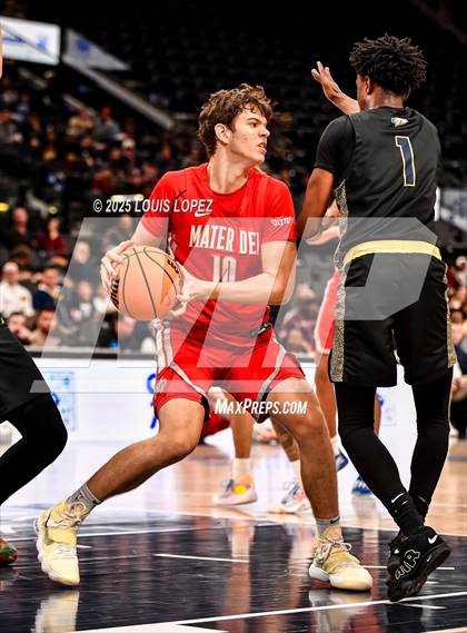 Thumbnail 3 in St. John Bosco vs. Mater Dei (Trinity-Mission League Showcase) photogallery.
