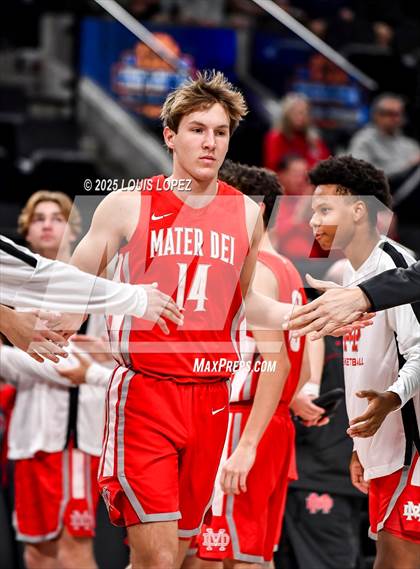 Thumbnail 3 in St. John Bosco vs. Mater Dei (Trinity-Mission League Showcase) photogallery.