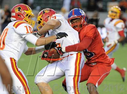 Thumbnail 1 in Oakdale vs. Serra (CIF State D2 Final) photogallery.