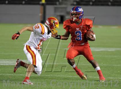 Thumbnail 2 in Oakdale vs. Serra (CIF State D2 Final) photogallery.