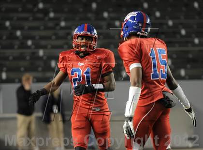 Thumbnail 2 in Oakdale vs. Serra (CIF State D2 Final) photogallery.