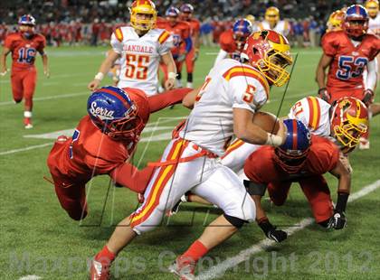Thumbnail 2 in Oakdale vs. Serra (CIF State D2 Final) photogallery.