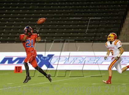 Thumbnail 2 in Oakdale vs. Serra (CIF State D2 Final) photogallery.