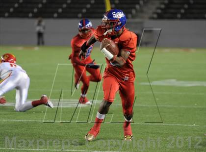 Thumbnail 1 in Oakdale vs. Serra (CIF State D2 Final) photogallery.