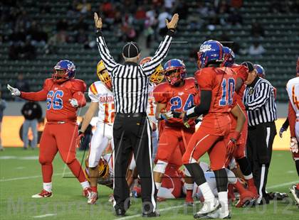 Thumbnail 1 in Oakdale vs. Serra (CIF State D2 Final) photogallery.