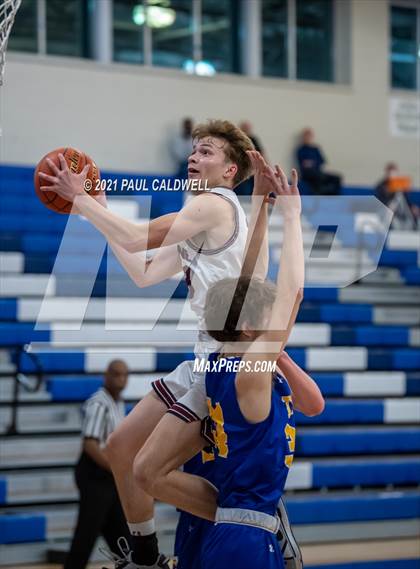 Thumbnail 2 in Mt. Spokane vs. Tahoma (Curtis Winter Classic) photogallery.
