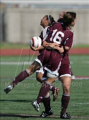 Thumbnail 3 in Bishop's vs. Oaks Christian (CIF SoCal D3 Regional Final) photogallery.