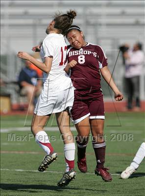 Thumbnail 1 in Bishop's vs. Oaks Christian (CIF SoCal D3 Regional Final) photogallery.