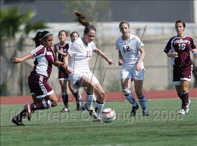 Thumbnail 3 in Bishop's vs. Oaks Christian (CIF SoCal D3 Regional Final) photogallery.