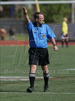 Thumbnail 2 in Bishop's vs. Oaks Christian (CIF SoCal D3 Regional Final) photogallery.