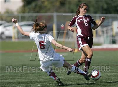 Thumbnail 1 in Bishop's vs. Oaks Christian (CIF SoCal D3 Regional Final) photogallery.