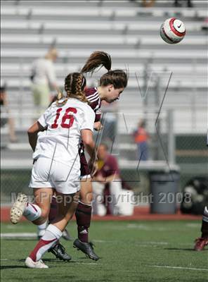 Thumbnail 3 in Bishop's vs. Oaks Christian (CIF SoCal D3 Regional Final) photogallery.