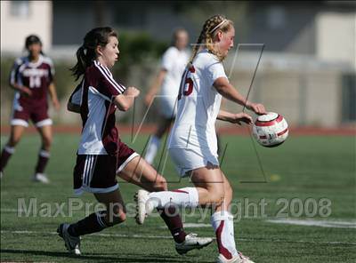 Thumbnail 3 in Bishop's vs. Oaks Christian (CIF SoCal D3 Regional Final) photogallery.