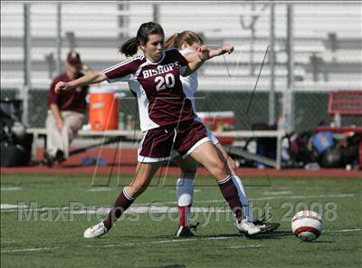 Thumbnail 1 in Bishop's vs. Oaks Christian (CIF SoCal D3 Regional Final) photogallery.