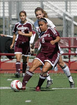 Thumbnail 3 in Bishop's vs. Oaks Christian (CIF SoCal D3 Regional Final) photogallery.
