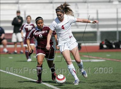 Thumbnail 3 in Bishop's vs. Oaks Christian (CIF SoCal D3 Regional Final) photogallery.