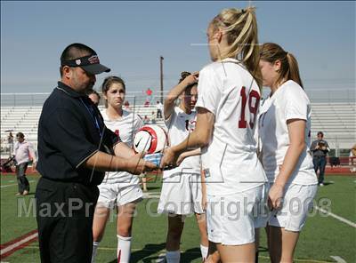 Thumbnail 2 in Bishop's vs. Oaks Christian (CIF SoCal D3 Regional Final) photogallery.