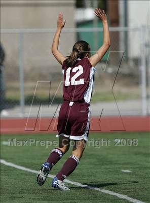 Thumbnail 2 in Bishop's vs. Oaks Christian (CIF SoCal D3 Regional Final) photogallery.