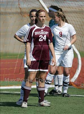 Thumbnail 2 in Bishop's vs. Oaks Christian (CIF SoCal D3 Regional Final) photogallery.