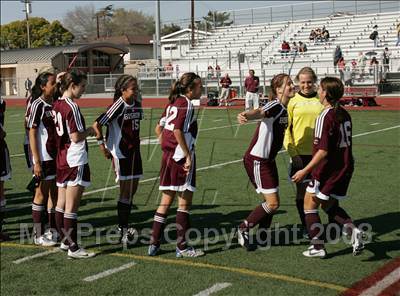 Thumbnail 3 in Bishop's vs. Oaks Christian (CIF SoCal D3 Regional Final) photogallery.