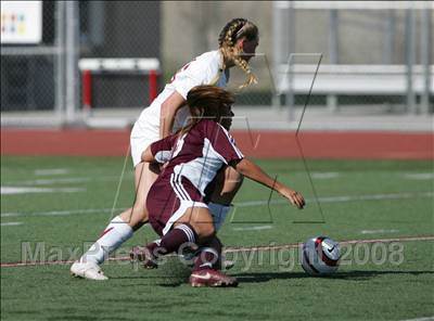 Thumbnail 2 in Bishop's vs. Oaks Christian (CIF SoCal D3 Regional Final) photogallery.