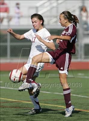 Thumbnail 2 in Bishop's vs. Oaks Christian (CIF SoCal D3 Regional Final) photogallery.