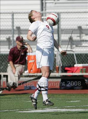 Thumbnail 2 in Bishop's vs. Oaks Christian (CIF SoCal D3 Regional Final) photogallery.