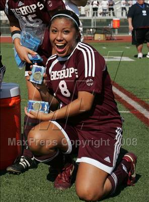 Thumbnail 1 in Bishop's vs. Oaks Christian (CIF SoCal D3 Regional Final) photogallery.