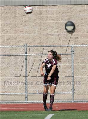 Thumbnail 3 in Bishop's vs. Oaks Christian (CIF SoCal D3 Regional Final) photogallery.