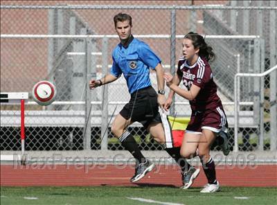 Thumbnail 2 in Bishop's vs. Oaks Christian (CIF SoCal D3 Regional Final) photogallery.