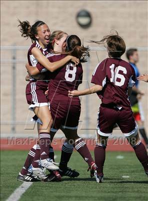 Thumbnail 2 in Bishop's vs. Oaks Christian (CIF SoCal D3 Regional Final) photogallery.