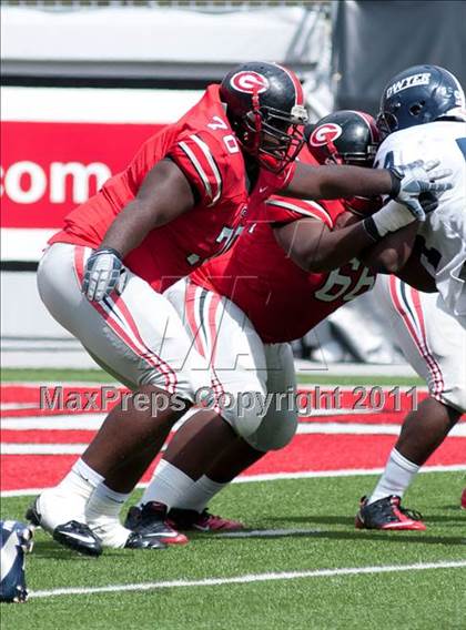 Thumbnail 1 in Dwyer vs. Glenville (Kirk Herbstreit National Kickoff Classic) photogallery.