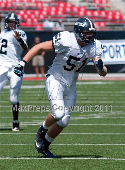 Thumbnail 1 in Dwyer vs. Glenville (Kirk Herbstreit National Kickoff Classic) photogallery.