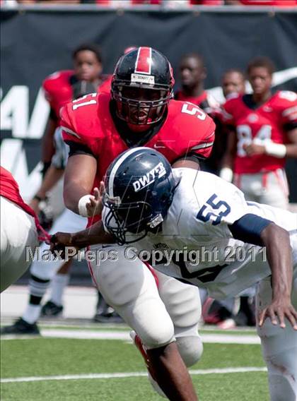 Thumbnail 1 in Dwyer vs. Glenville (Kirk Herbstreit National Kickoff Classic) photogallery.