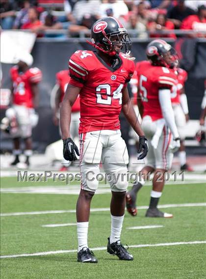 Thumbnail 3 in Dwyer vs. Glenville (Kirk Herbstreit National Kickoff Classic) photogallery.
