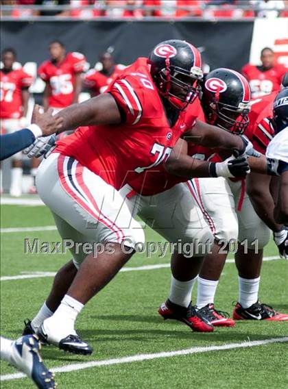 Thumbnail 3 in Dwyer vs. Glenville (Kirk Herbstreit National Kickoff Classic) photogallery.