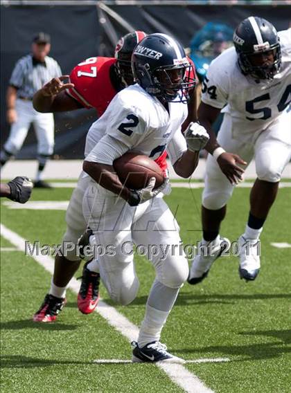 Thumbnail 1 in Dwyer vs. Glenville (Kirk Herbstreit National Kickoff Classic) photogallery.