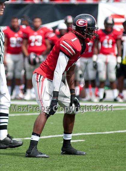 Thumbnail 1 in Dwyer vs. Glenville (Kirk Herbstreit National Kickoff Classic) photogallery.