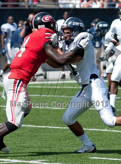 Thumbnail 2 in Dwyer vs. Glenville (Kirk Herbstreit National Kickoff Classic) photogallery.