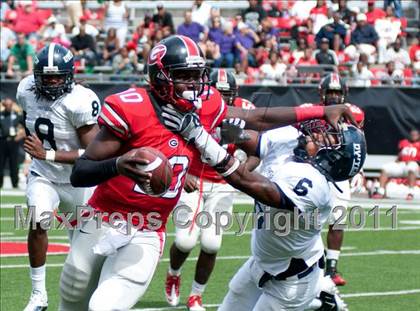 Thumbnail 3 in Dwyer vs. Glenville (Kirk Herbstreit National Kickoff Classic) photogallery.