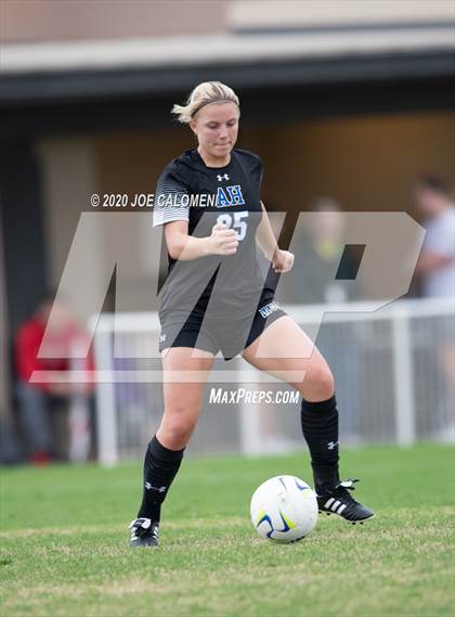 Thumbnail 2 in Lee [Robert E.] vs Alamo Heights (NEISD Soccer Showcase) photogallery.
