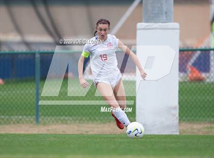 Thumbnail 2 in Lee [Robert E.] vs Alamo Heights (NEISD Soccer Showcase) photogallery.