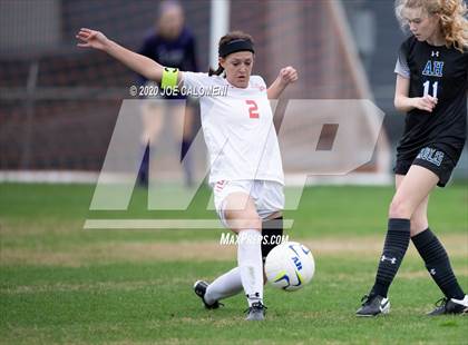 Thumbnail 2 in Lee [Robert E.] vs Alamo Heights (NEISD Soccer Showcase) photogallery.