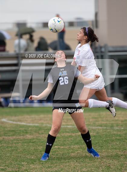 Thumbnail 1 in Lee [Robert E.] vs Alamo Heights (NEISD Soccer Showcase) photogallery.