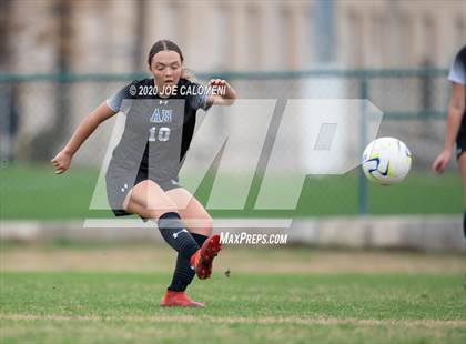 Thumbnail 3 in Lee [Robert E.] vs Alamo Heights (NEISD Soccer Showcase) photogallery.