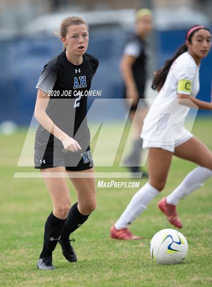 Thumbnail 3 in Lee [Robert E.] vs Alamo Heights (NEISD Soccer Showcase) photogallery.